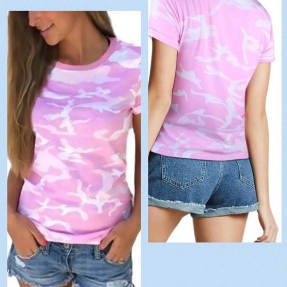 isassy Tops - 🎉HP🎉 Hippie Isassy Pink & White "Camo" t-shirt